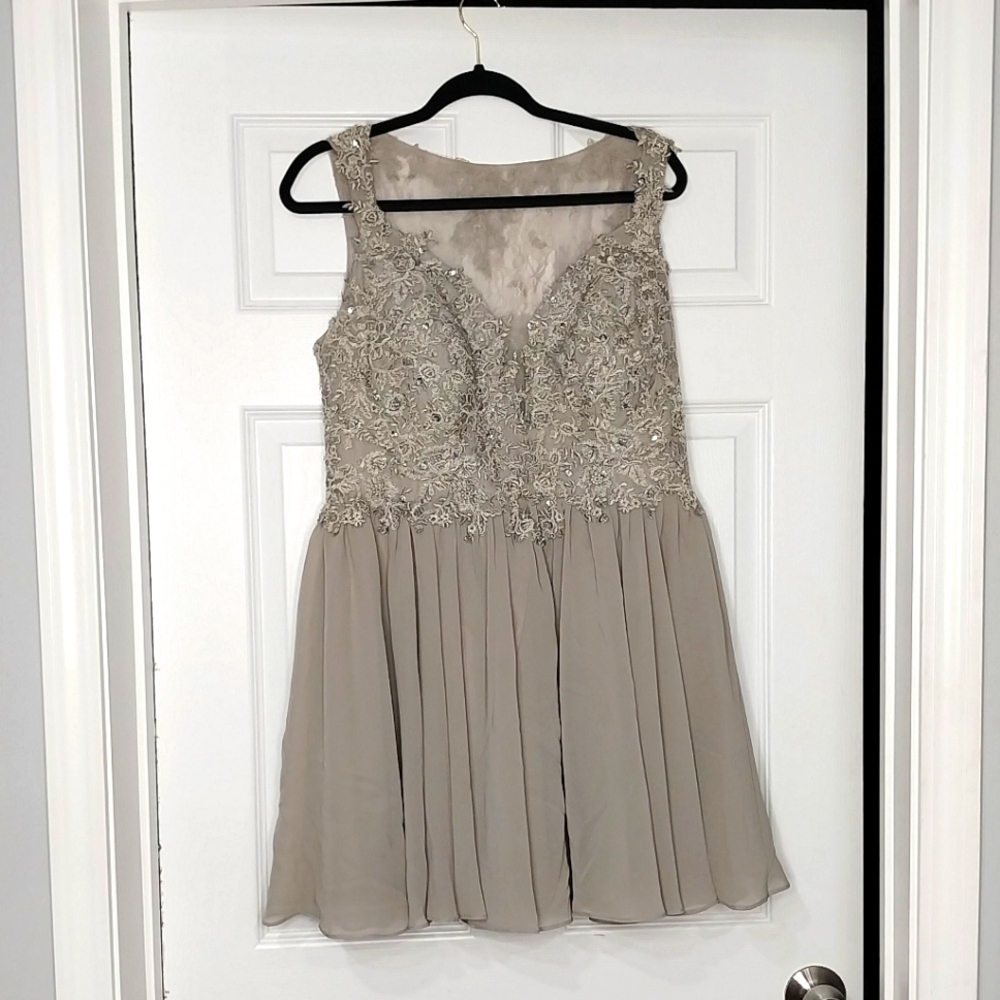 Gray chiffon JJs house short formal dress with lace top and sheer back Size 14